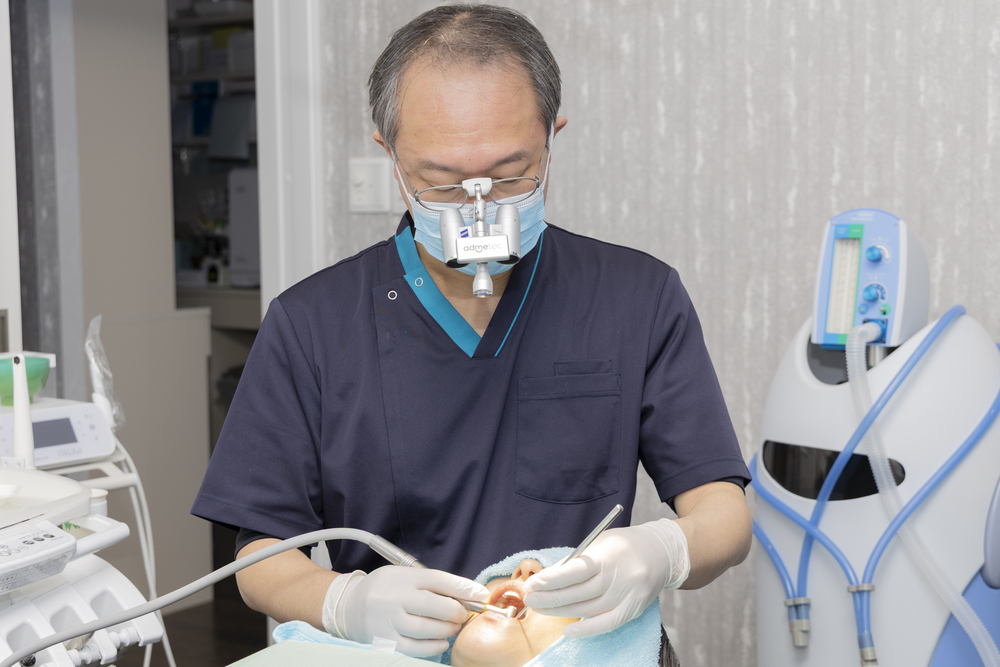 口腔外科治療の高い専門性で歯・口・顎をトータルケア